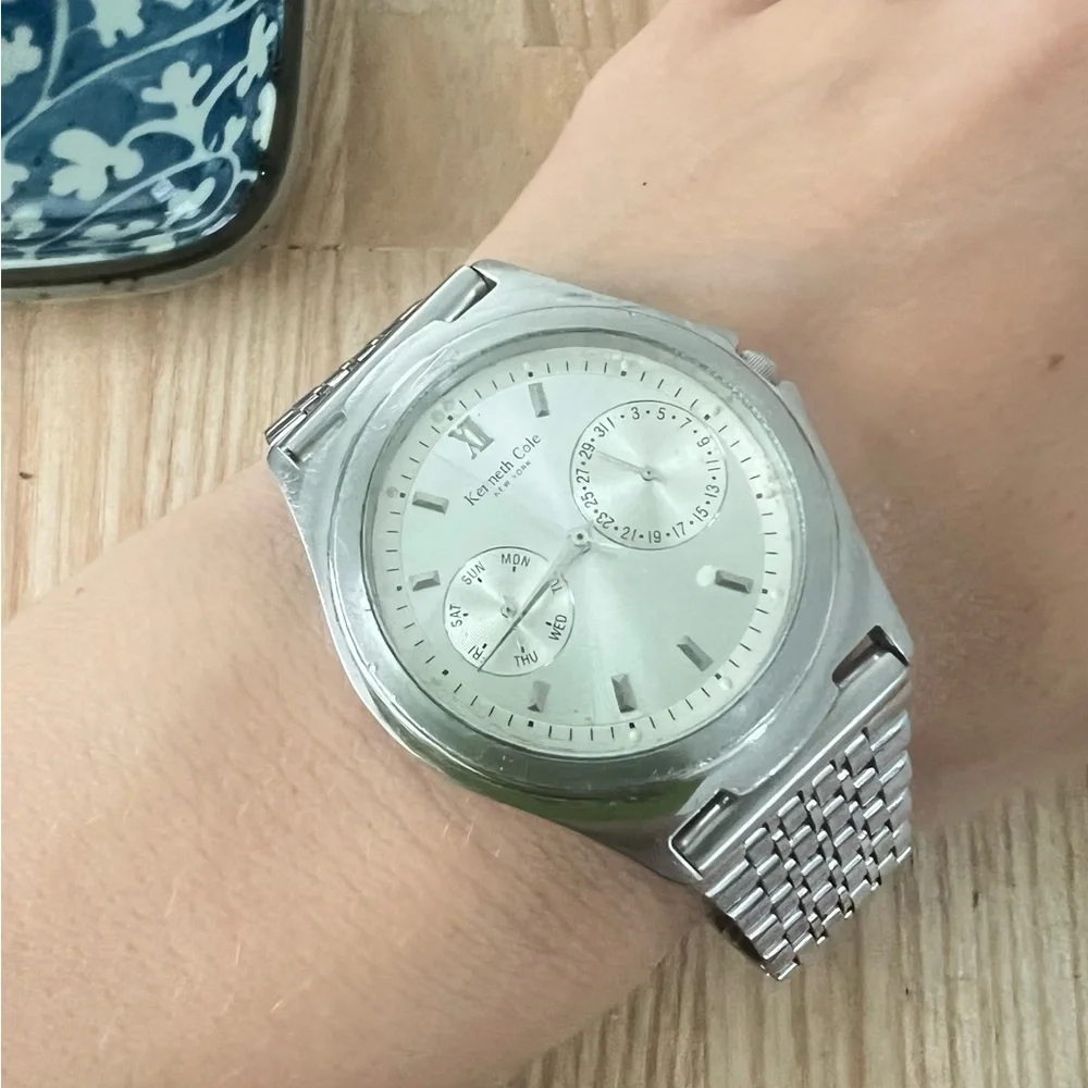 Kenneth Cole New York brand kenneth